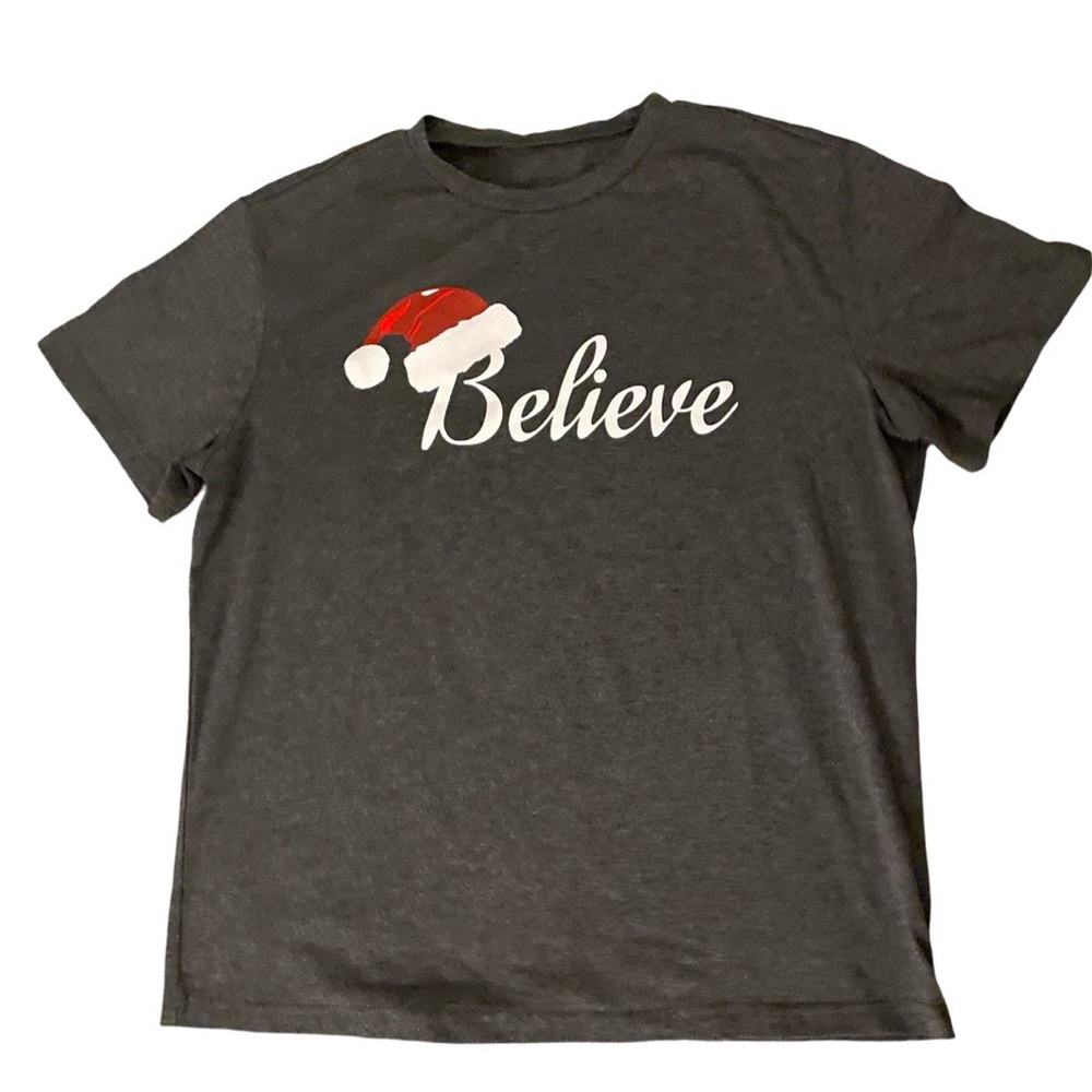 SHEIN Festive Gray and Red Short Sleeve Tee